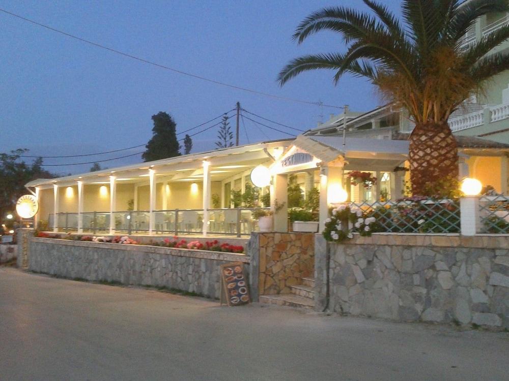 Hotel Golden Sunset Mpoukaris Exteriér fotografie